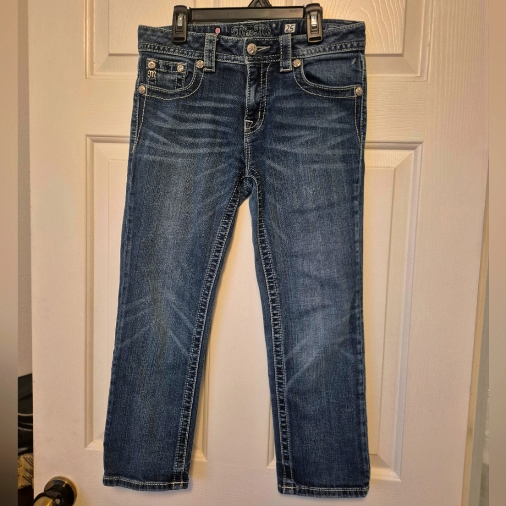 Miss Me Jean Capris 25